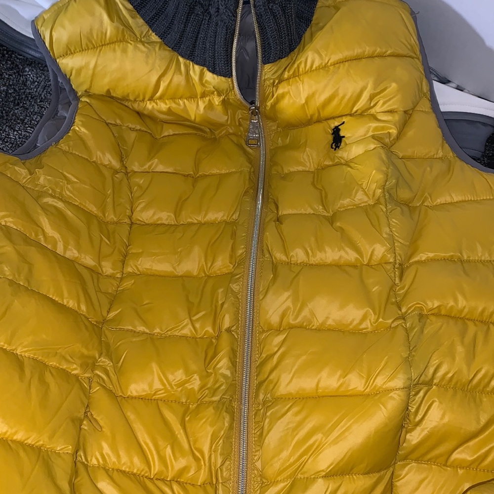 Polo vest